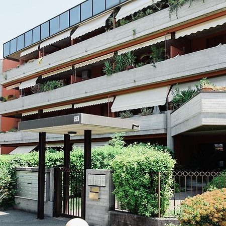 Appartamento Afrodite Desenzano del Garda Bagian luar foto