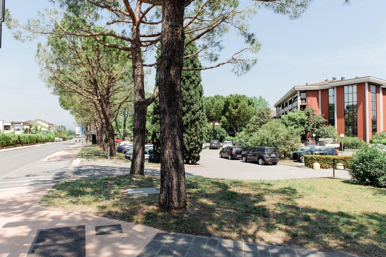Appartamento Afrodite Desenzano del Garda Bagian luar foto